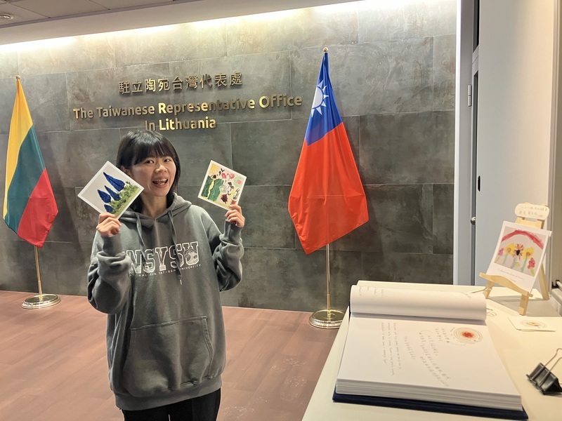 以民主對話連結世界 社創所學生梁麗蕙登上立陶宛新聞平台圖片