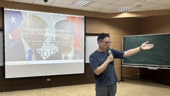 博雅課程專題演講 葉耀元教授剖析「川普2.0」下的美中台戰略圖片